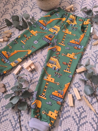 Na stavbě - pas na míru