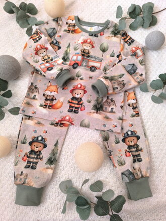 Zvířátka hasiči - pyžamko